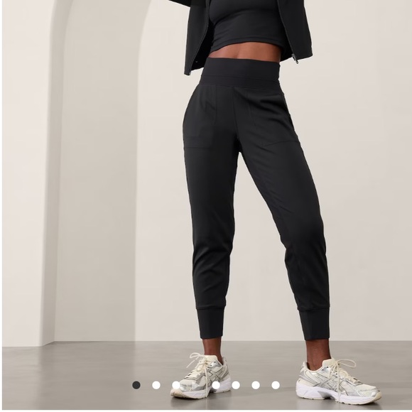 **SOLD** - Picture 3 of 4